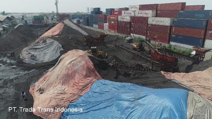 Polusi Udara Jakarta, 2 Lagi Perusahaan Stockpile Batu Bara Dibekukan Kegiatannya